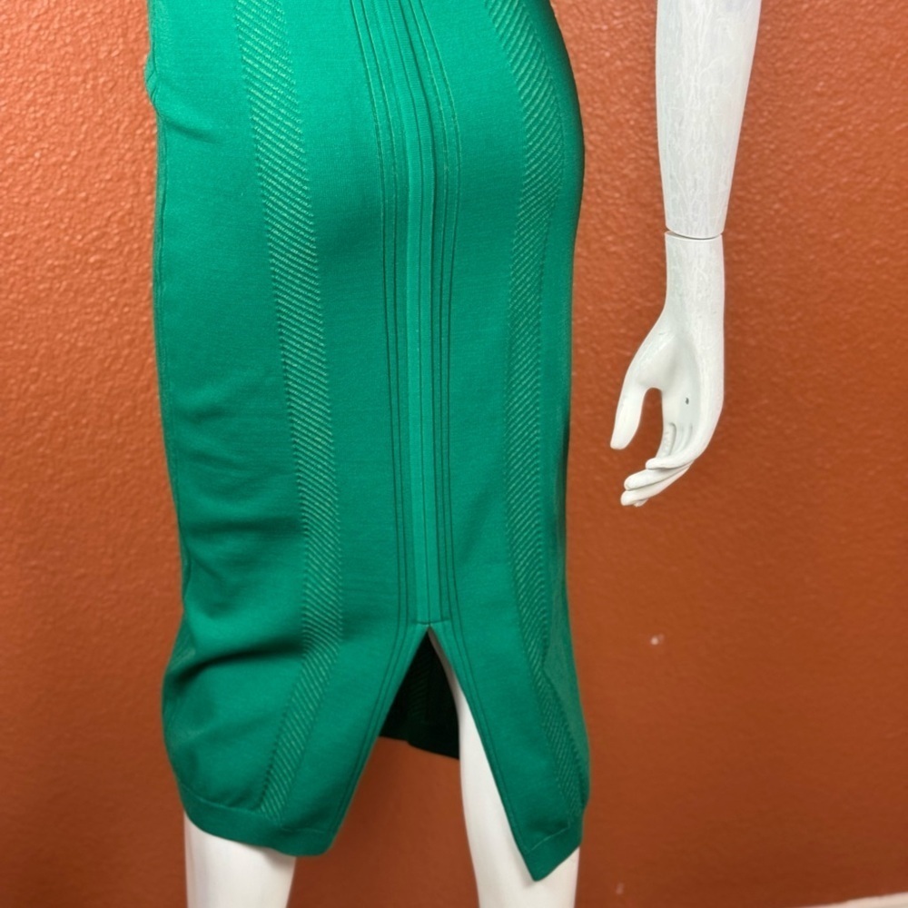 Gabrielle Union Green Ribbed Sleeveless Bodycon Sweater Dress Size Large. A7 - Picture 12 of 17